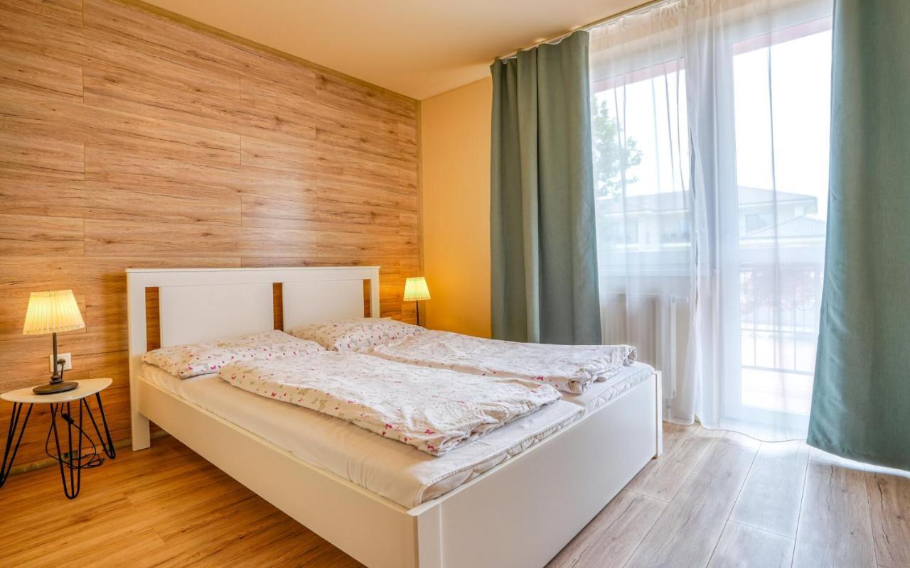 Apartmány Karmon Park Veľký Meder Esterno foto
